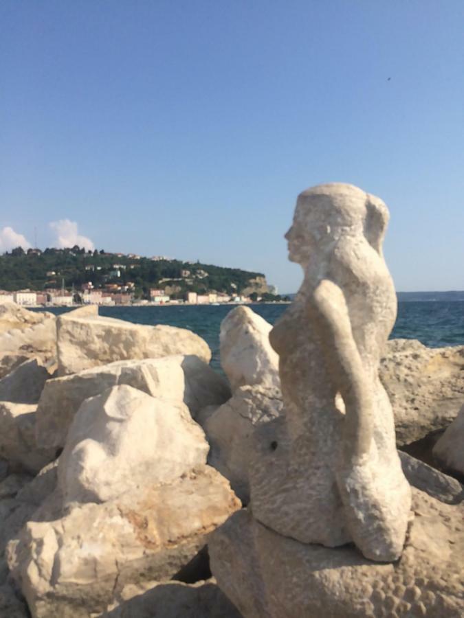 Devi-Piran 아파트 외부 사진